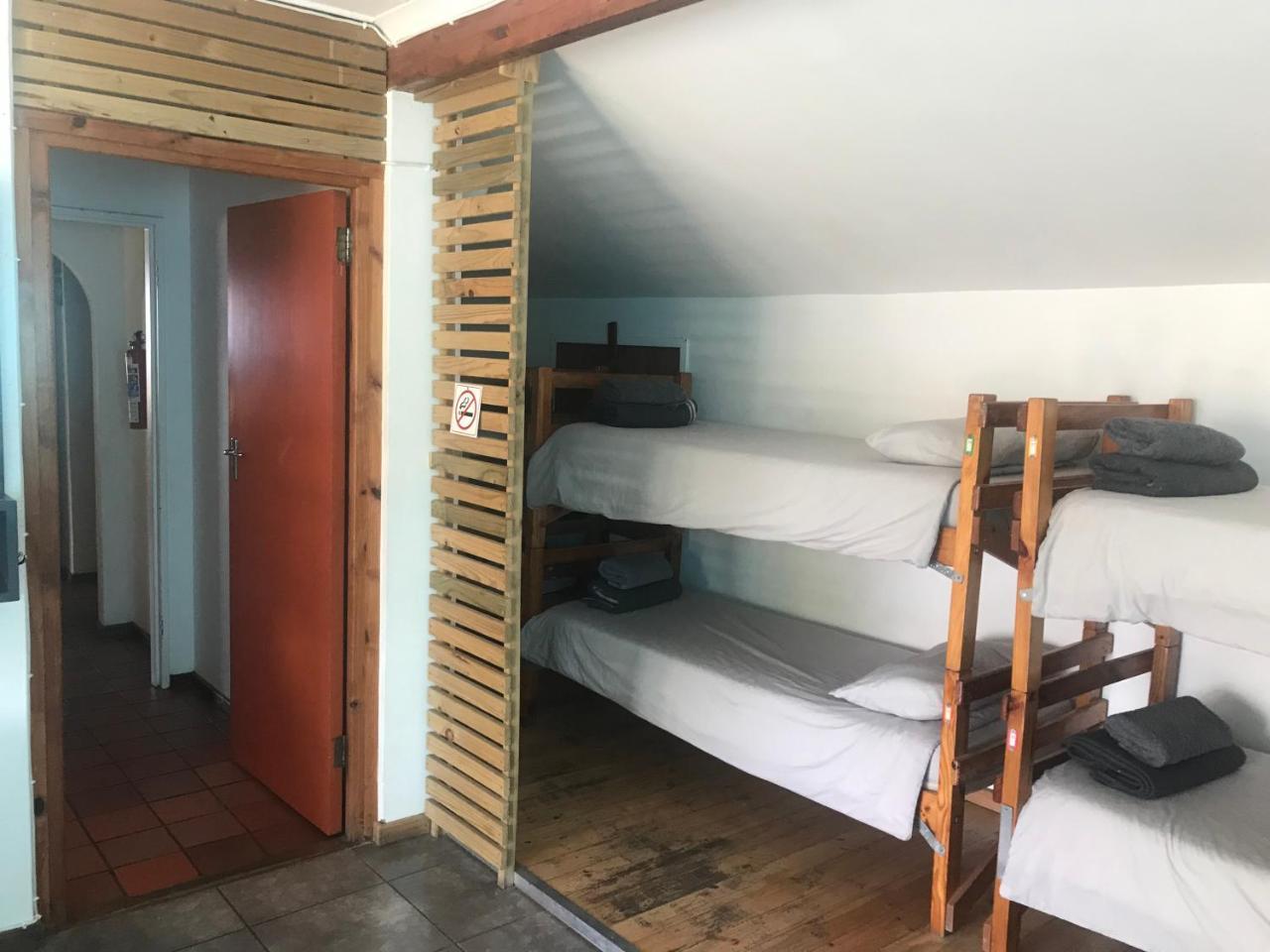 Albergo For Backpackers Плетенбърг Бей Екстериор снимка